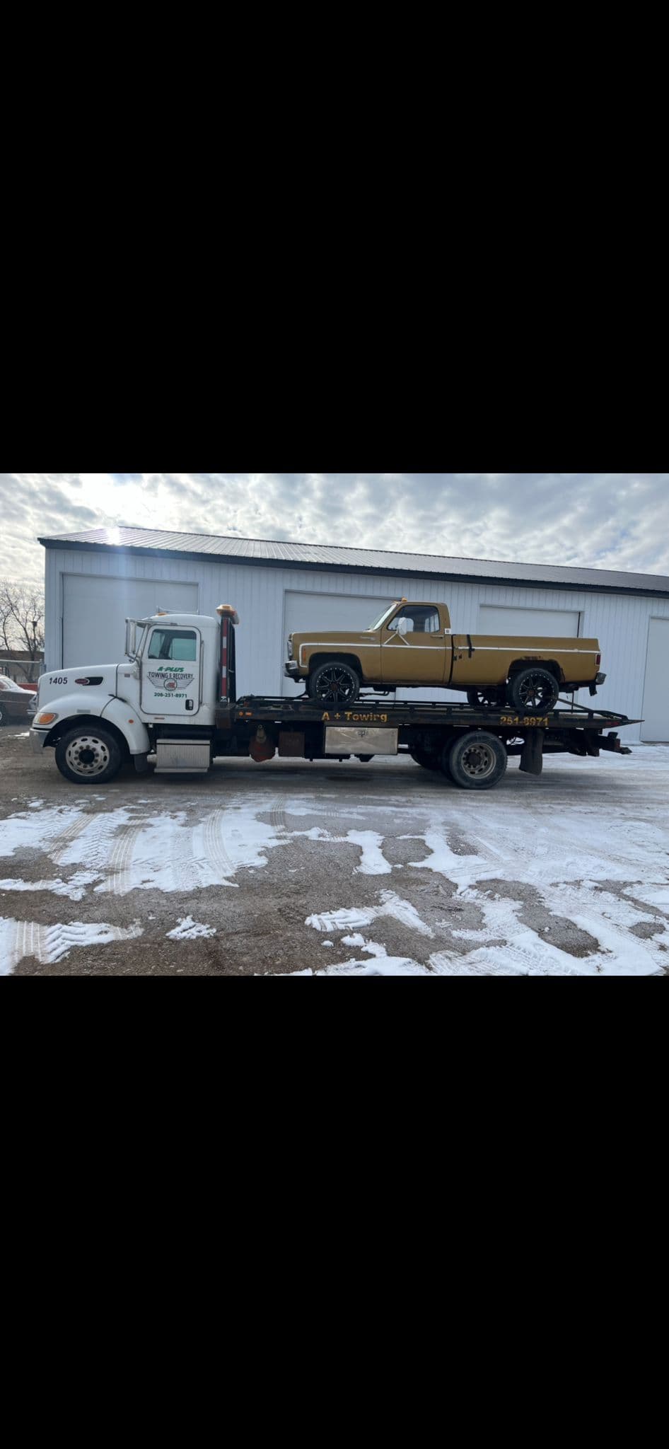 Box truck pickup service